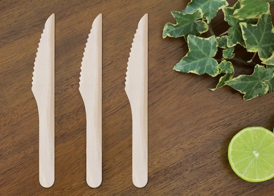 Disposable wooden knife product